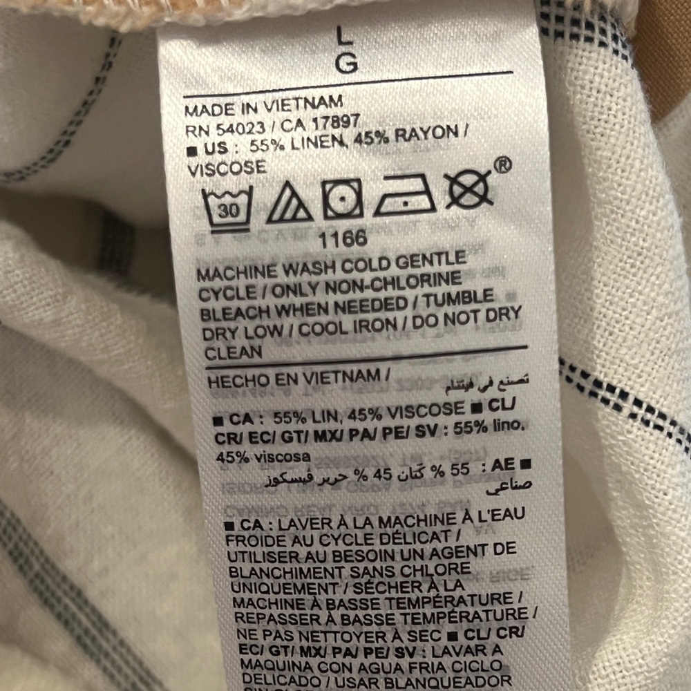 OLD NAVY Women’s White Striped Linen Blend Extra High Rise Taylor Shorts NEW - Picture 5 of 6